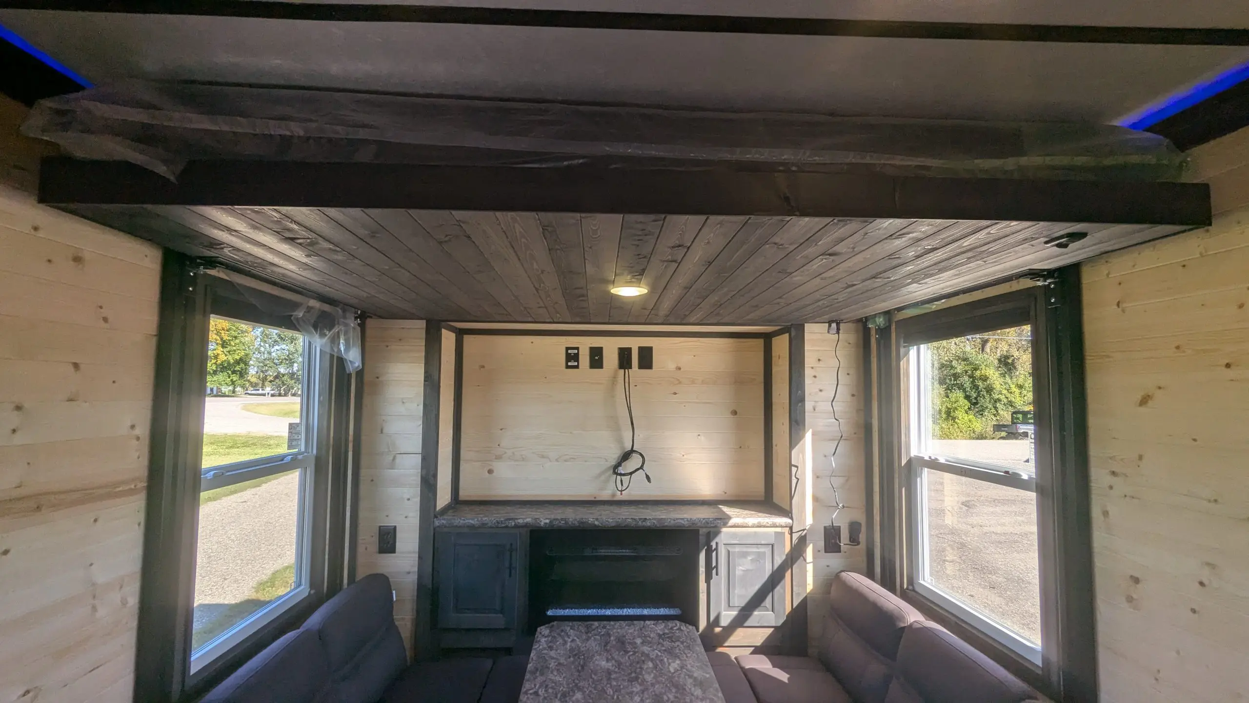 2026 Ice Castle 8×31 Stub American Dream RV Edition