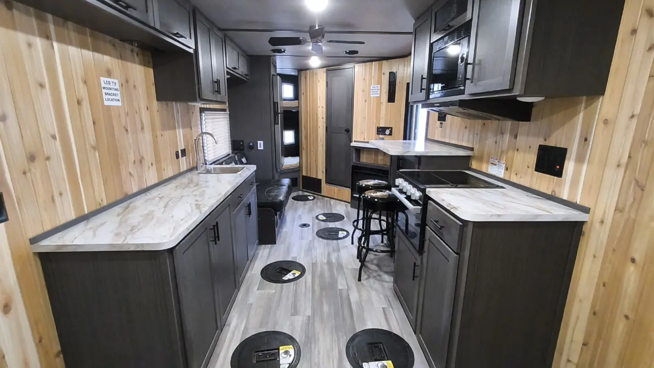 2026 Yetti Grand Escape GE821-DRKBF