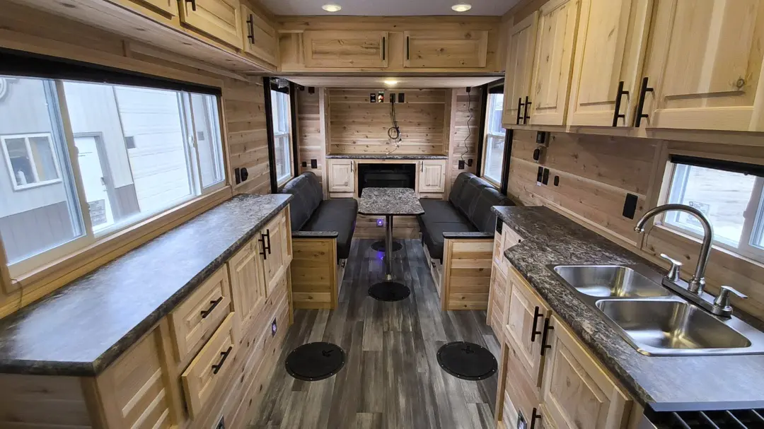 2027 Ice Castle 8x21V RV Extreme II