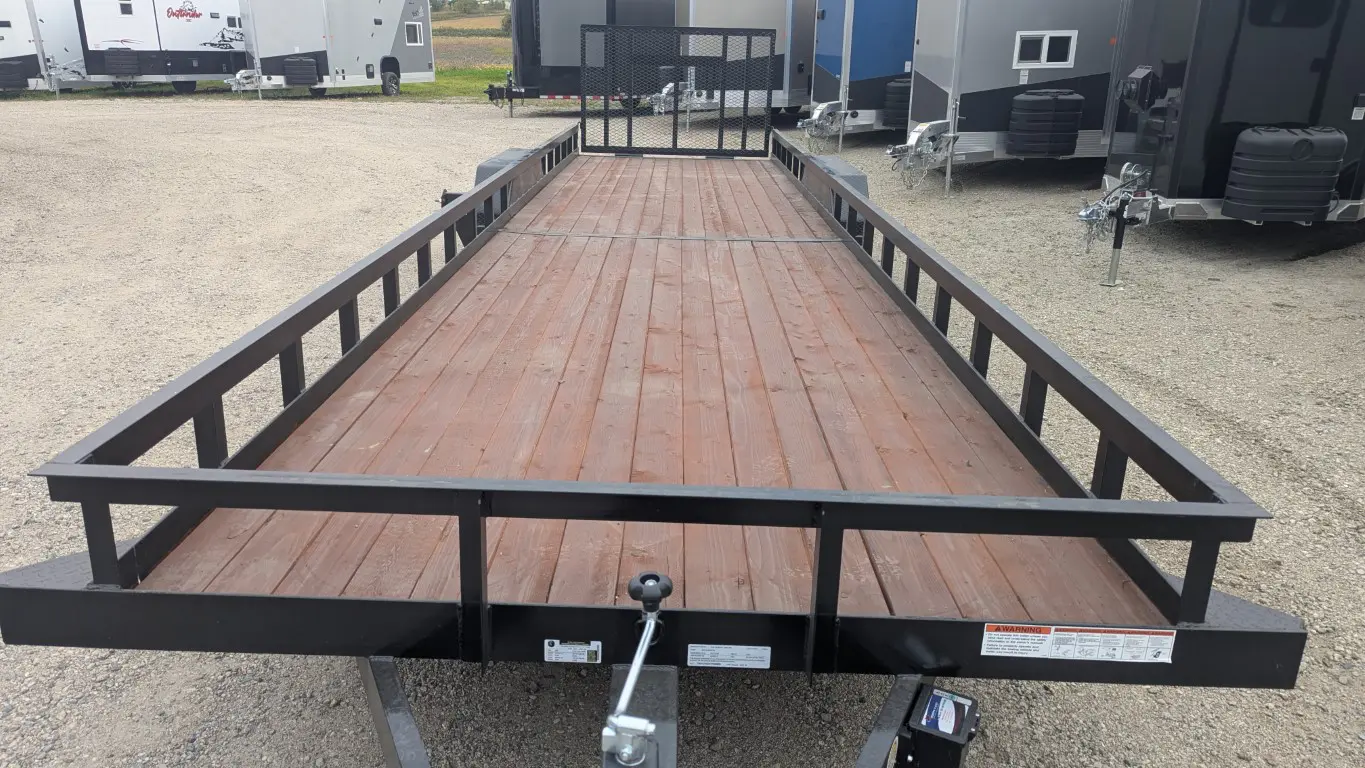 2026 PlayCraft 83″ x 30′ Trailer - Image 8