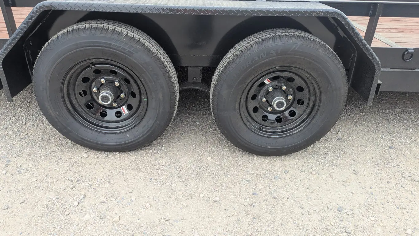 2026 PlayCraft 83″ x 30′ Trailer