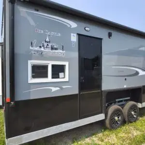2026 Ice Castle 8 x 22′ RV Hybrid w Slide #CF26016