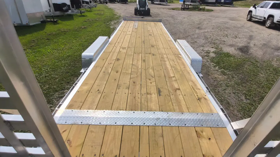 2027 DCT 24' 14K Aluminum Equipment Trailer - Image 3