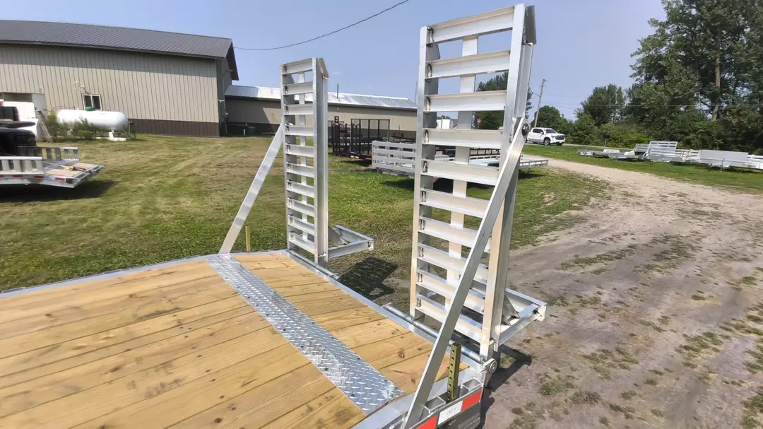 2027 DCT 24' 14K Aluminum Equipment Trailer - Image 7