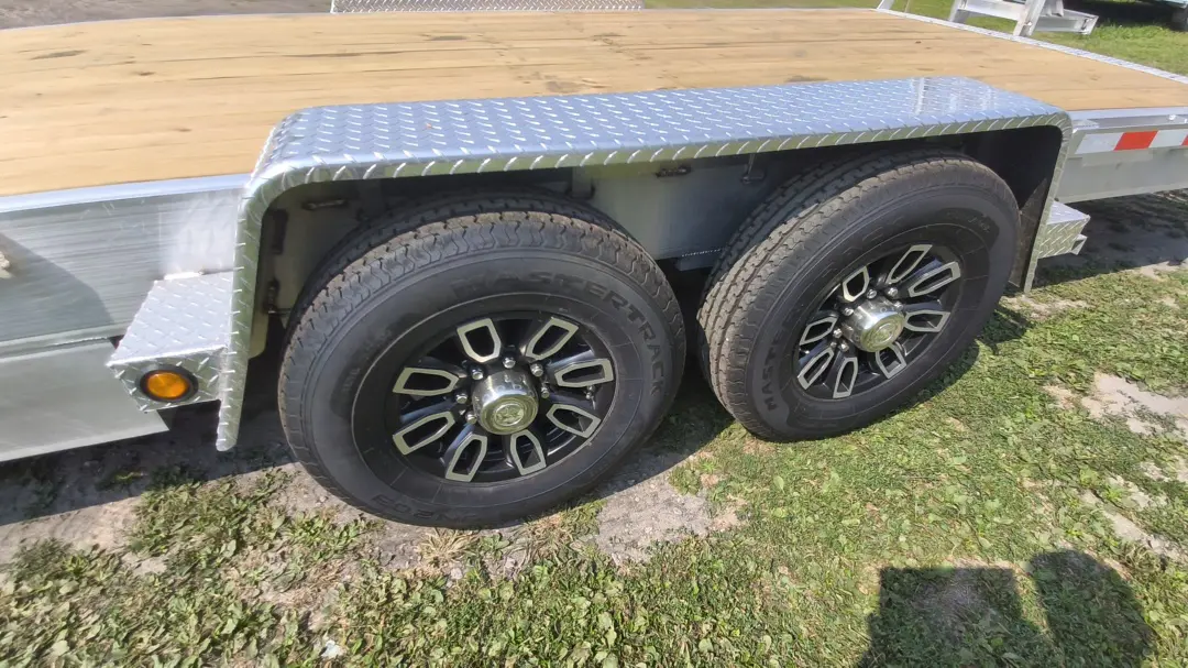 2027 DCT 24' 14K Aluminum Equipment Trailer - Image 6