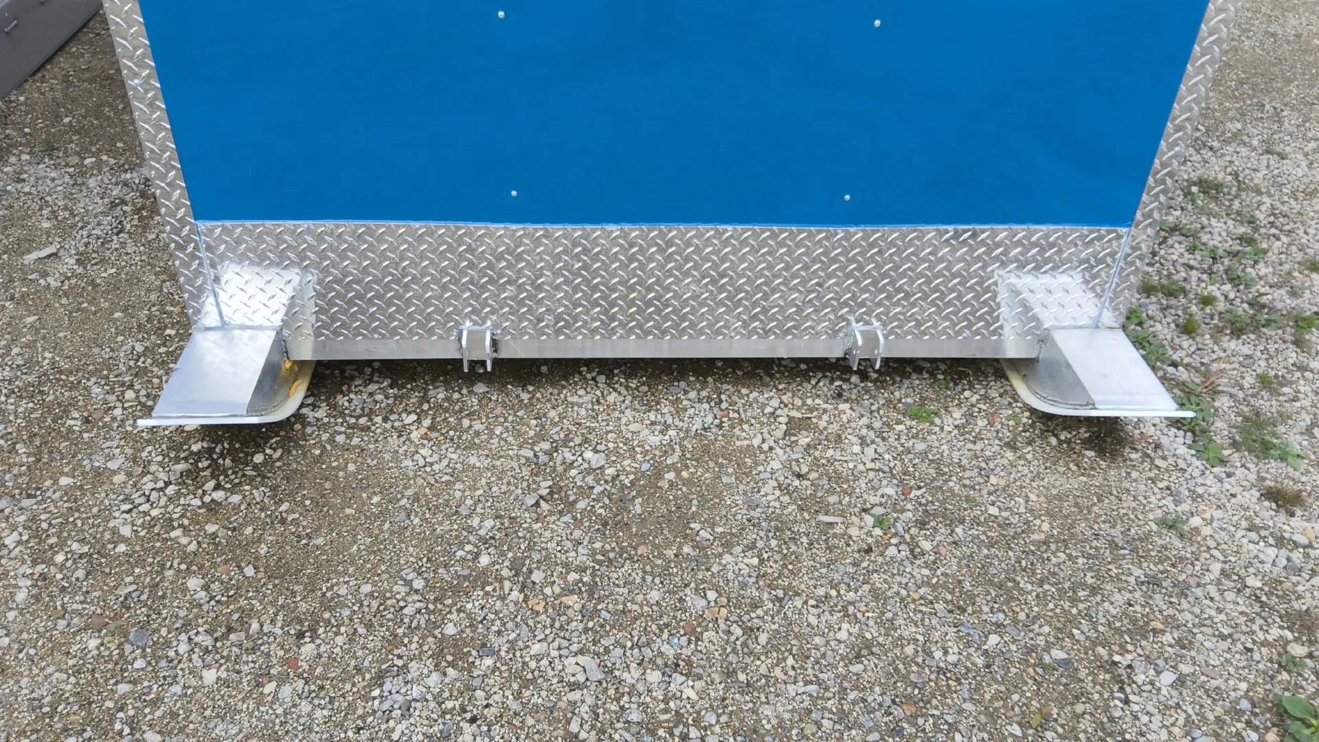 2027 Aluma Lite 6 x 12 Skid Fish House #275296 - Image 5