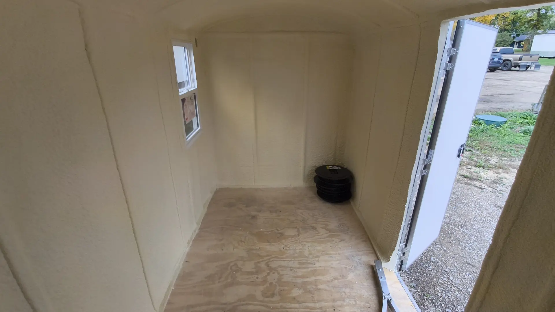 2027 Aluma Lite 6 x 12 Skid Fish House #275296 - Image 6
