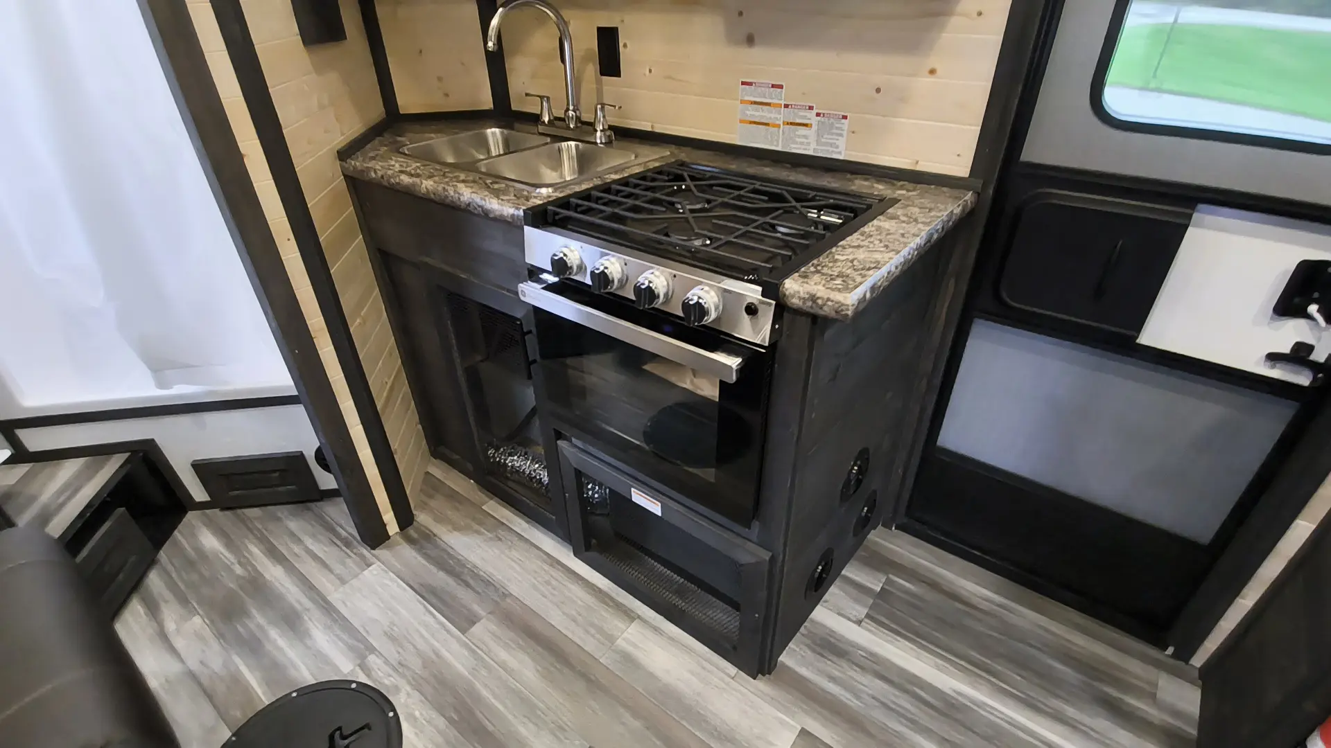 2027 Ice Castle 8X17 American Eagle RV Custom #CF279497 - Image 9