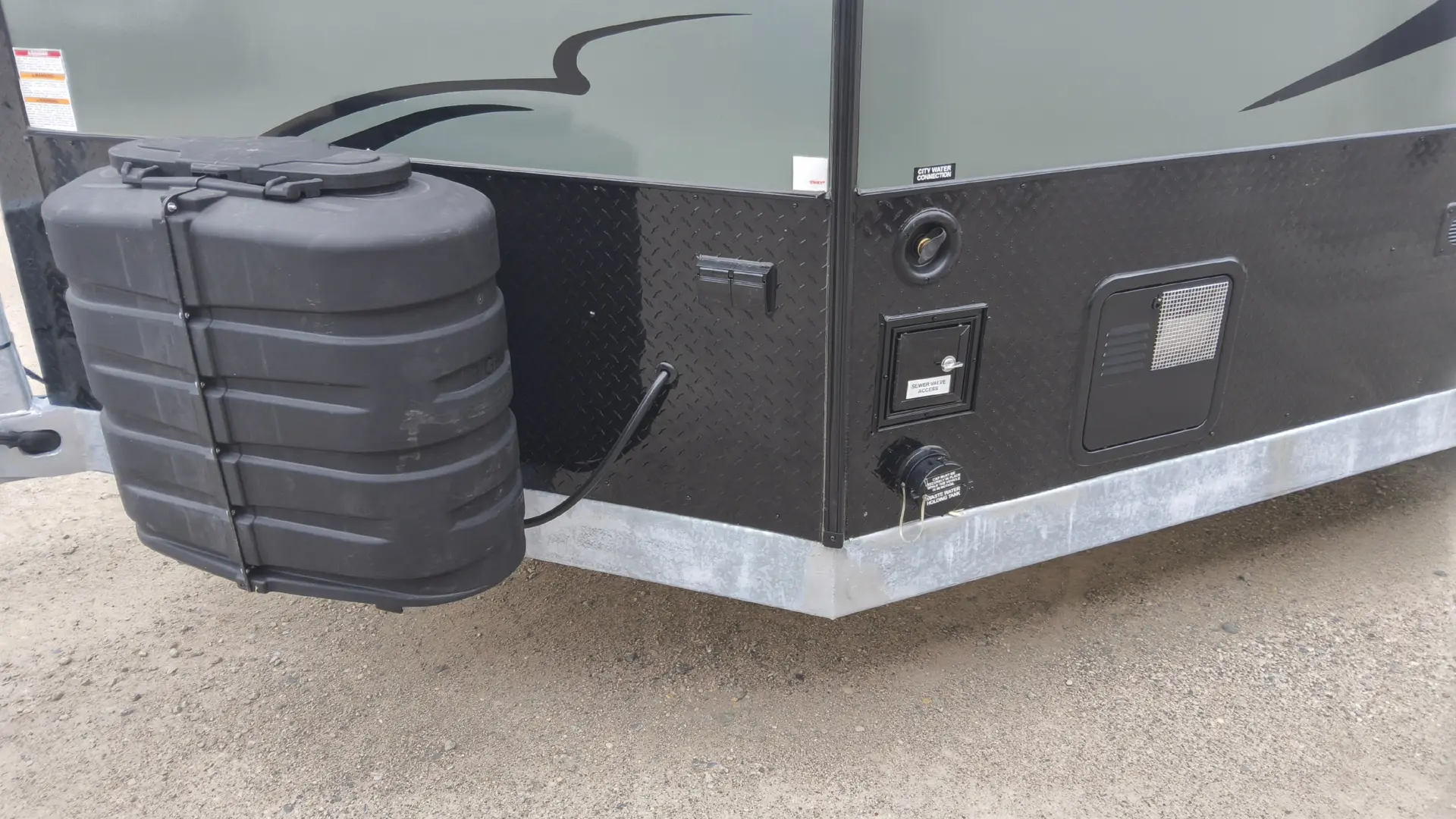 2027 Ice Castle 8X17 American Eagle RV Custom #CF279531 - Image 5