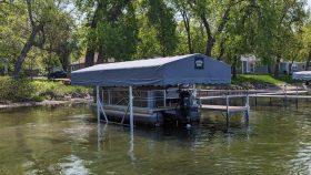 Beach King 40120 Pontoon Lift with Canopy & Solar