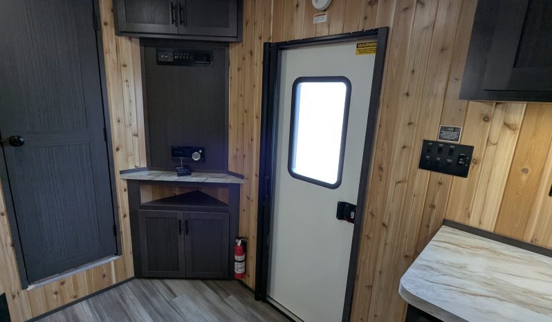 2026 Yetti Grand Escape GE824-DRKF full