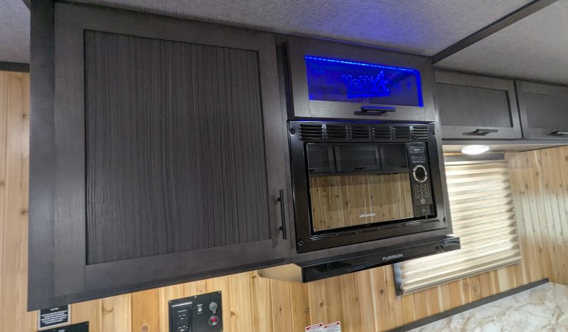 2026 Yetti Grand Escape GE824-DRKF full