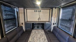 2026 Ice Castle 8×31 Stub American Dream RV Edition full