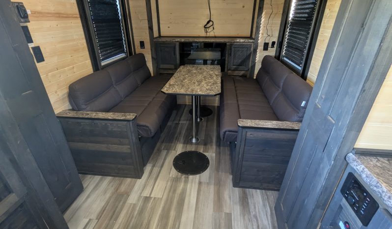 2026 Ice Castle 8×31 Stub American Dream RV Edition full