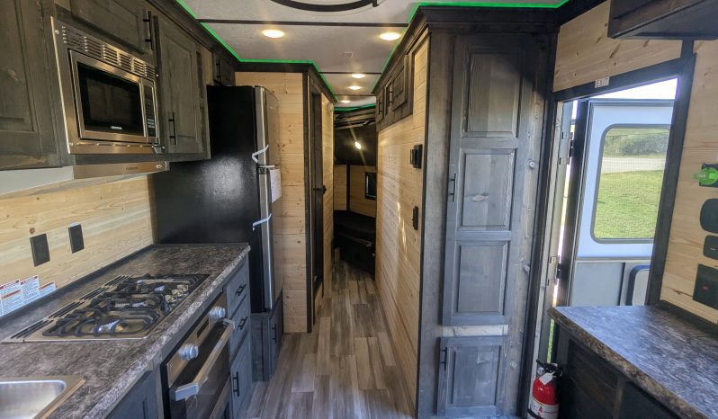 2026 Ice Castle 8×31 Stub American Dream RV Edition full