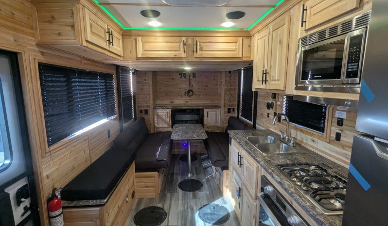 2026 Ice Castle 8×17 Outlander 2 RV Edition full