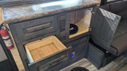 2026 Ice Castle 8×17 Outlander RV Edition full