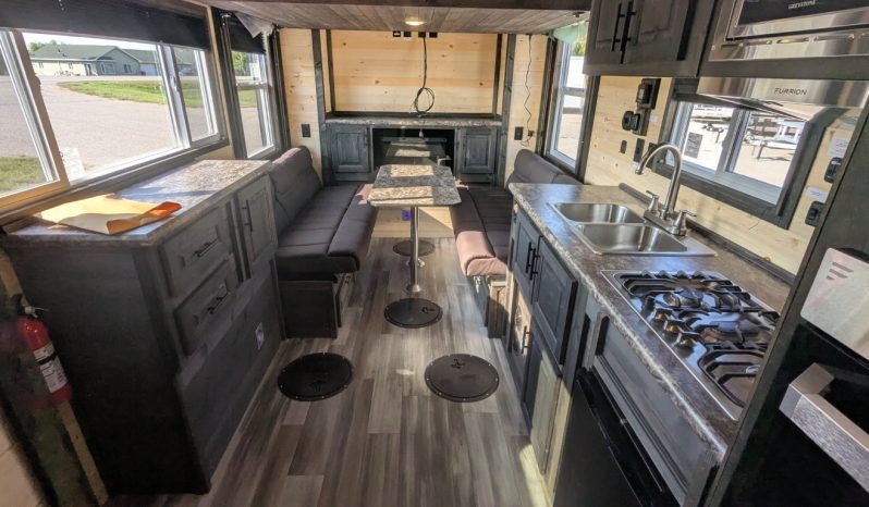 2026 Ice Castle 8×17 Outlander RV Edition full