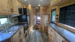 2026 Ice Castle 8×21 RV Extreme III full