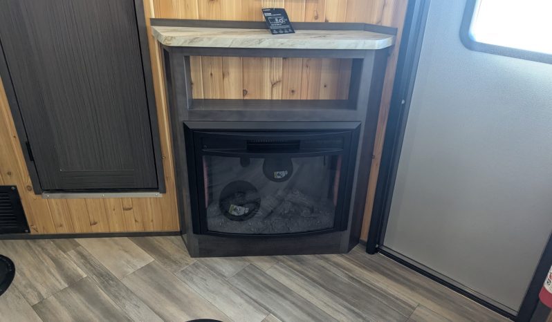 2026 Yetti Grand Escape GE821-DRKBF full