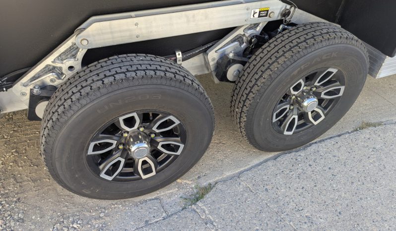 2026 Yetti Grand Escape GE821-DRKBF full