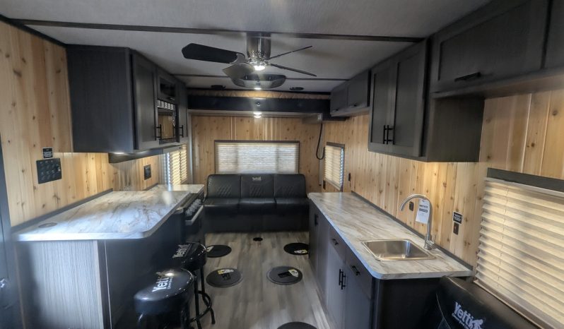 2026 Yetti Grand Escape GE821-DRKBF full