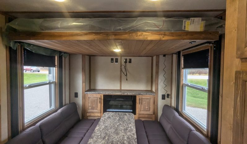 2026 Ice Castle 8x22S RV America Fish House full