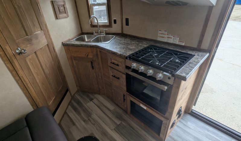 2026 Ice Castle 8x22S RV America Fish House full