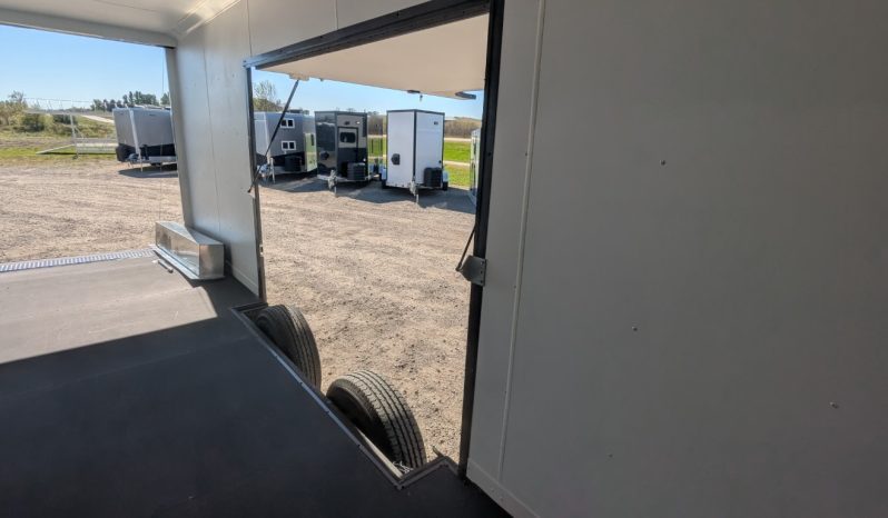 2025 Cross Trailers 826TA 8.5′ x 26′ PLUS V Enclosed Race Trailer full