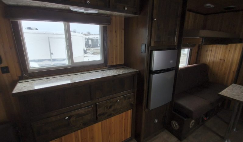 2019 Yetti 8×21 Toy Hauler Fish House Full RV full
