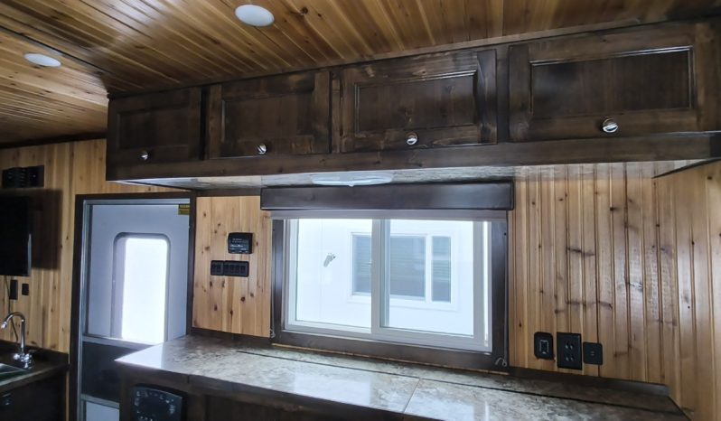 2019 Yetti 8×21 Toy Hauler Fish House Full RV full