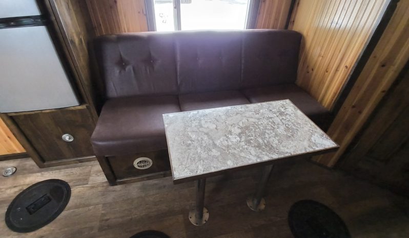 2019 Yetti 8×21 Toy Hauler Fish House Full RV full