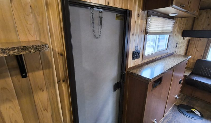 2022 Yetti Angler A816-PK full