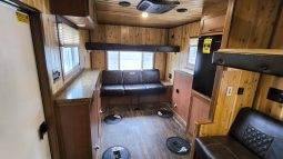 2022 Yetti Angler A816-PK full