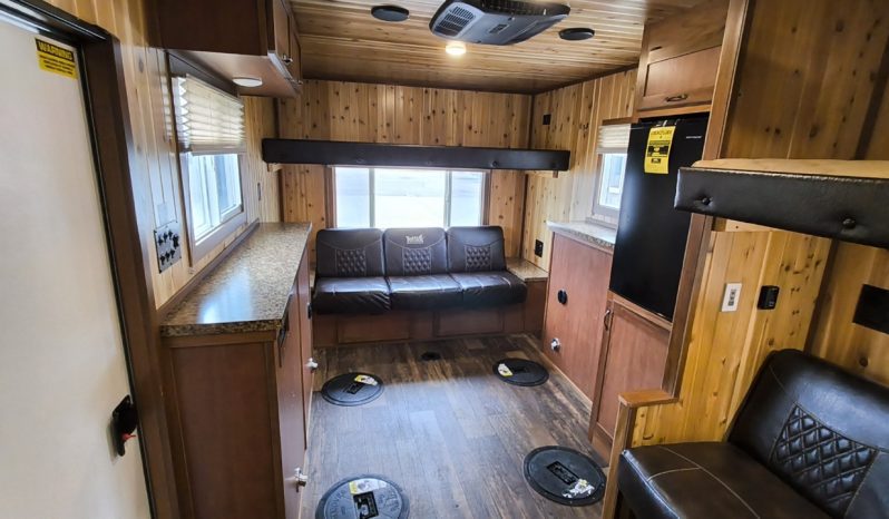 2022 Yetti Angler A816-PK full