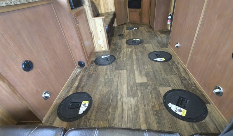 2022 Yetti Angler A816-PK full