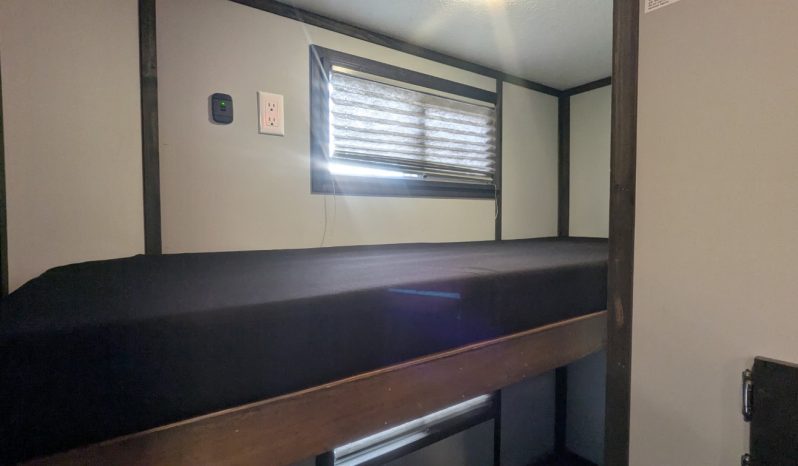 2025 Ice Castle 8x 17 Mille Lacs Vacation Series full