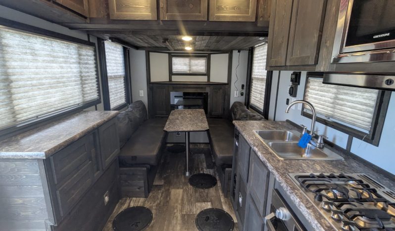 2025 Ice Castle 8x 17 Mille Lacs Vacation Series full