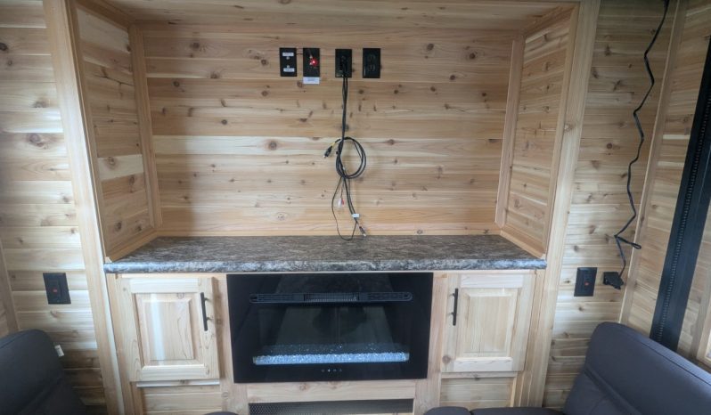 2026 Ice Castle 8x26S RV Extreme III full