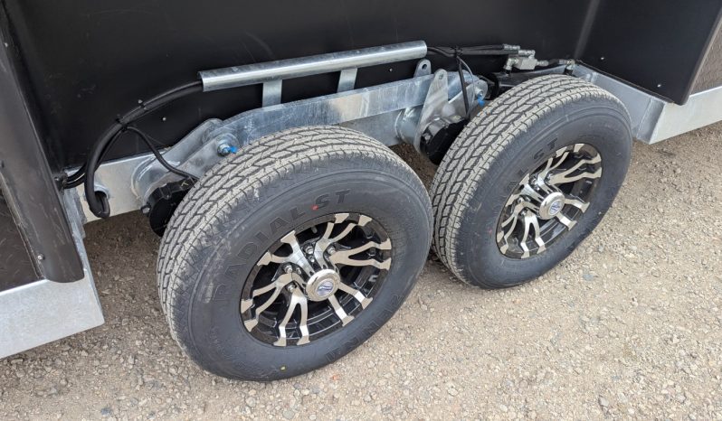 2026 Ice Castle 8x26S RV Extreme III full