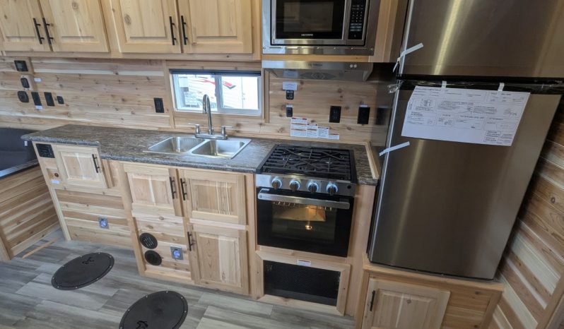 2026 Ice Castle 8x26S RV Extreme III full