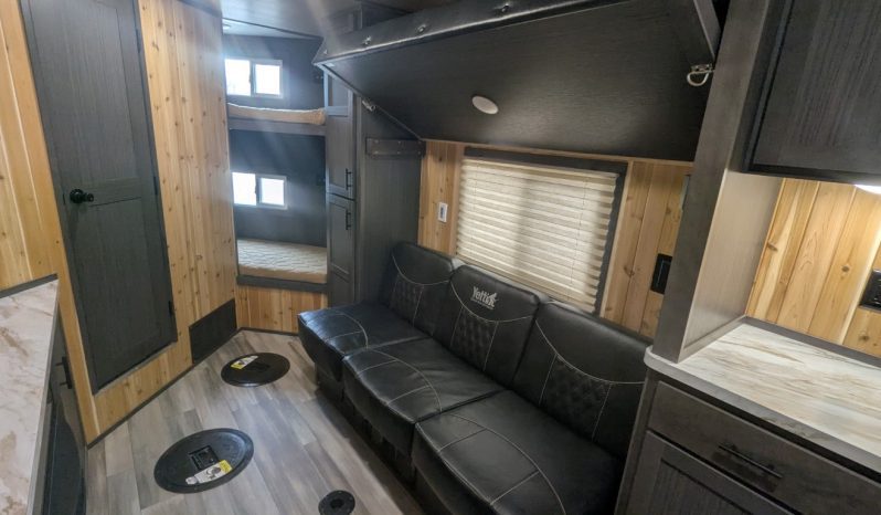 2026 Yetti Grand Escape GE824-DRKBF full