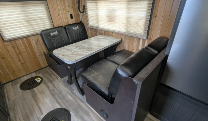 2026 Yetti Grand Escape GE824-DRKBF full