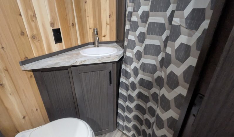 2026 Yetti Grand Escape GE824-DRKBF full