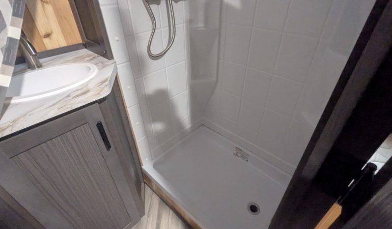 2026 Yetti Grand Escape GE824-DRKBF full