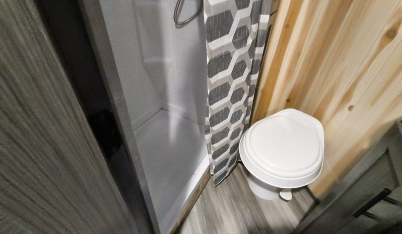 2026 Yetti Grand Escape GE821-DRKBF full