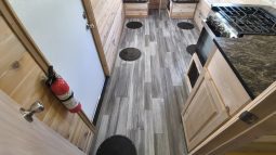 2026 Ice Castle 6.5×14 Stinger full