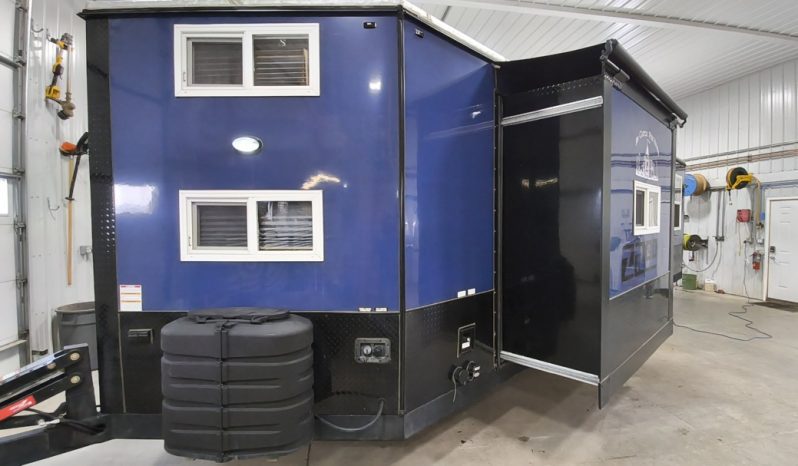 2024 Ice Castle Itasca ZR-28 RV Fish House full