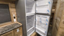 2024 Ice Castle Itasca ZR-28 RV Fish House full