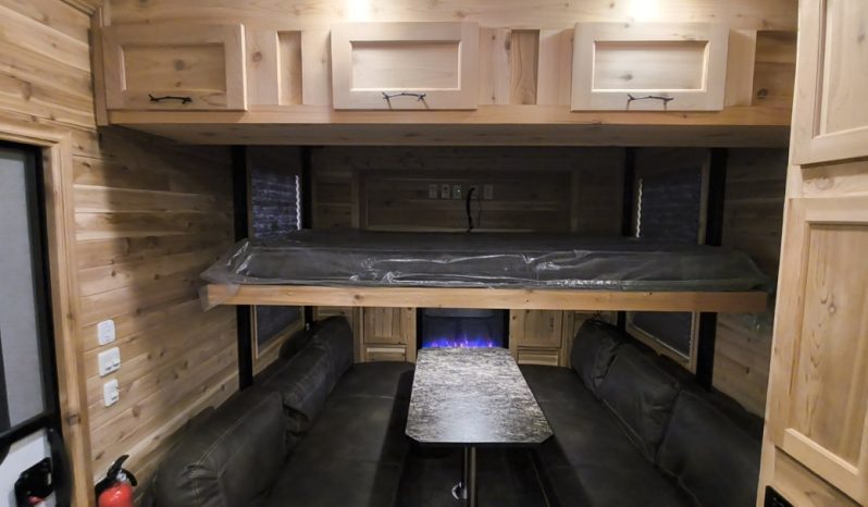 2024 Ice Castle Itasca ZR-28 RV Fish House full